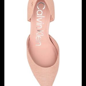 New Calvin Klein size8. Very elegant design.